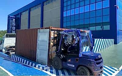 Afrika ihracatlarımız katlanarak devam etmekte.